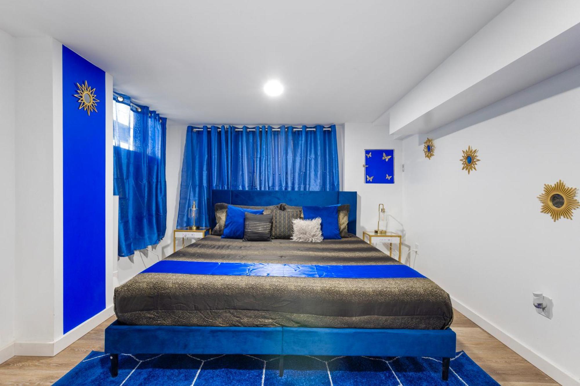 The Sapphire Haven - Your Old Brooklyn Oasis Awaits Families, Couples, Business Travelers Near Downtown With Parking, 300 Mb Wifi & Self Check-In Cleveland Exterior foto